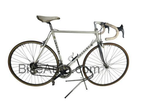 Chesini Olimpiade ficha tecnica